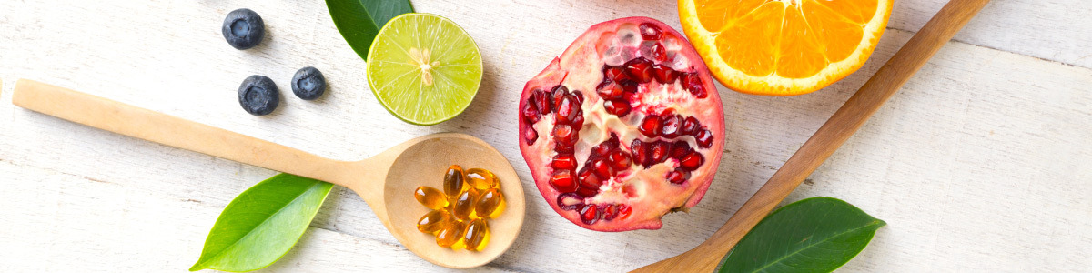 Carence en vitamines : comment savoir si je manque de vitamines ? Signes, symptômes, et solutions